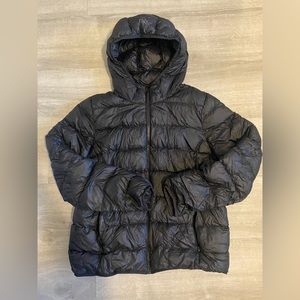 TNA Aritzia The Little Puff Packable